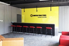 United Tractors Palembang - Counter of Parts